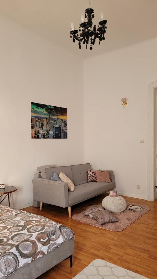 Opera Victoriei Residence - Ultracentral Cozy Accommodation ทิมิชัวรา ภายนอก รูปภาพ